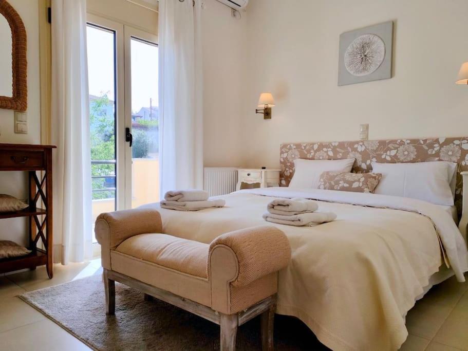 Sea Breeze - Home With A View Bouzaíika Extérieur photo